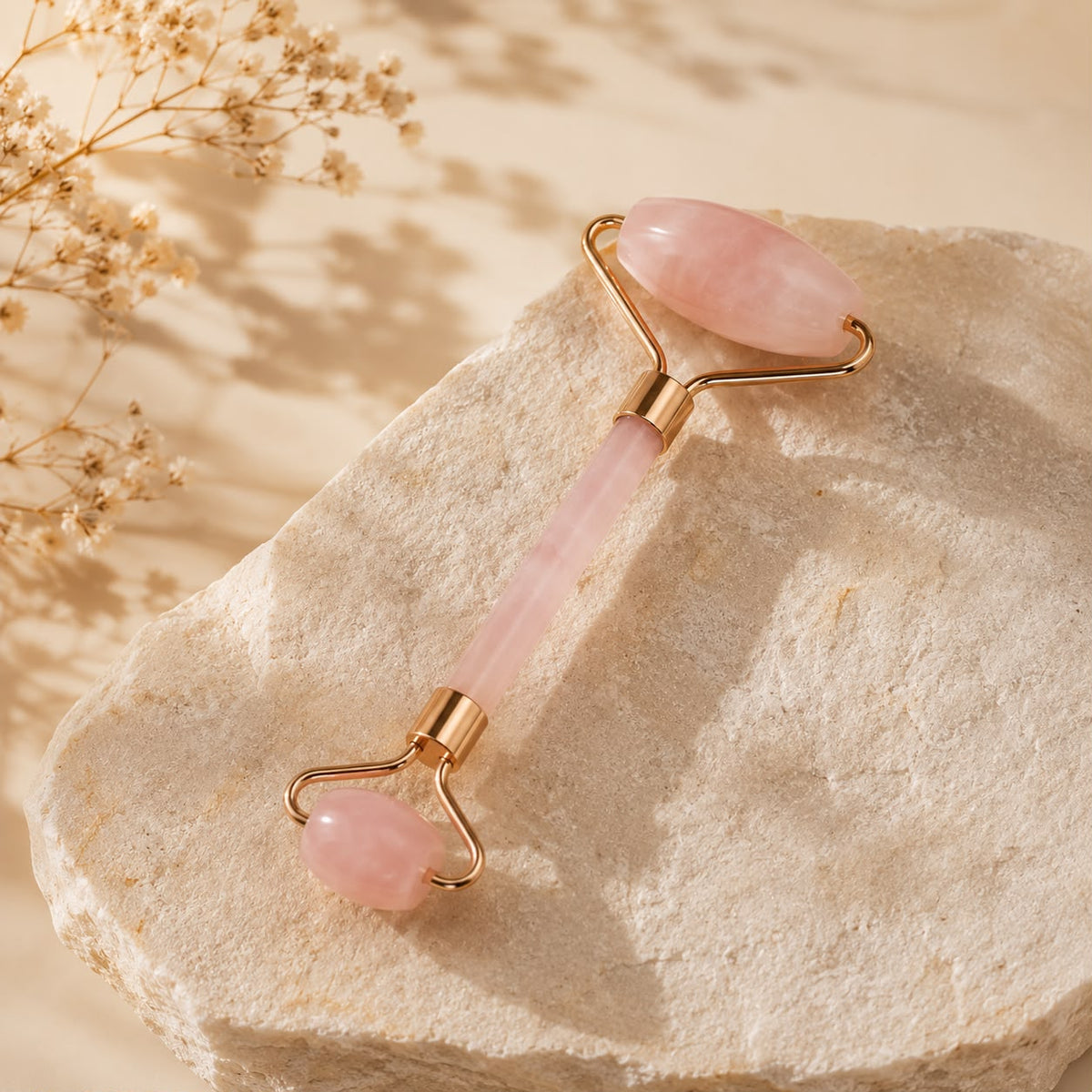 Roller visage en quartz rose naturel à double rouleau